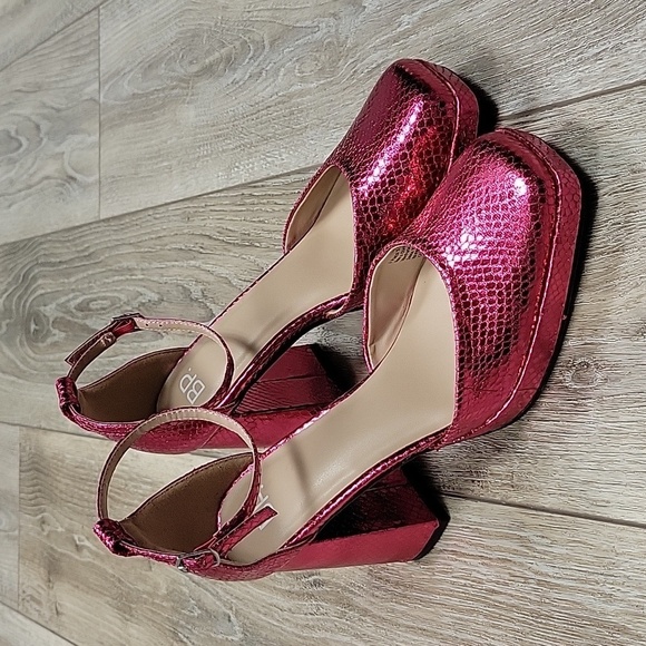 BP. Nordstrom Size 6 Pink Metallic Fynn Ankle Strap Platform Pump NWOT - Picture 1 of 8